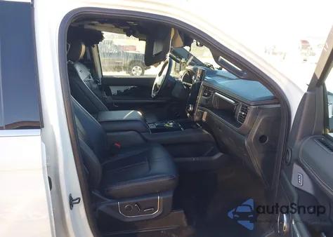 2024 Ford Expedition Platinum z USA, uszkodzony, nr VIN 1FMJU1M87REA36309